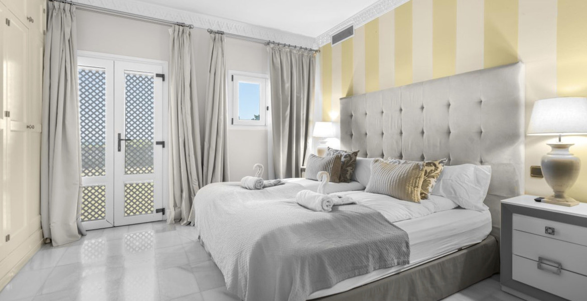 Villa en alquiler en Marbella Las Chapas