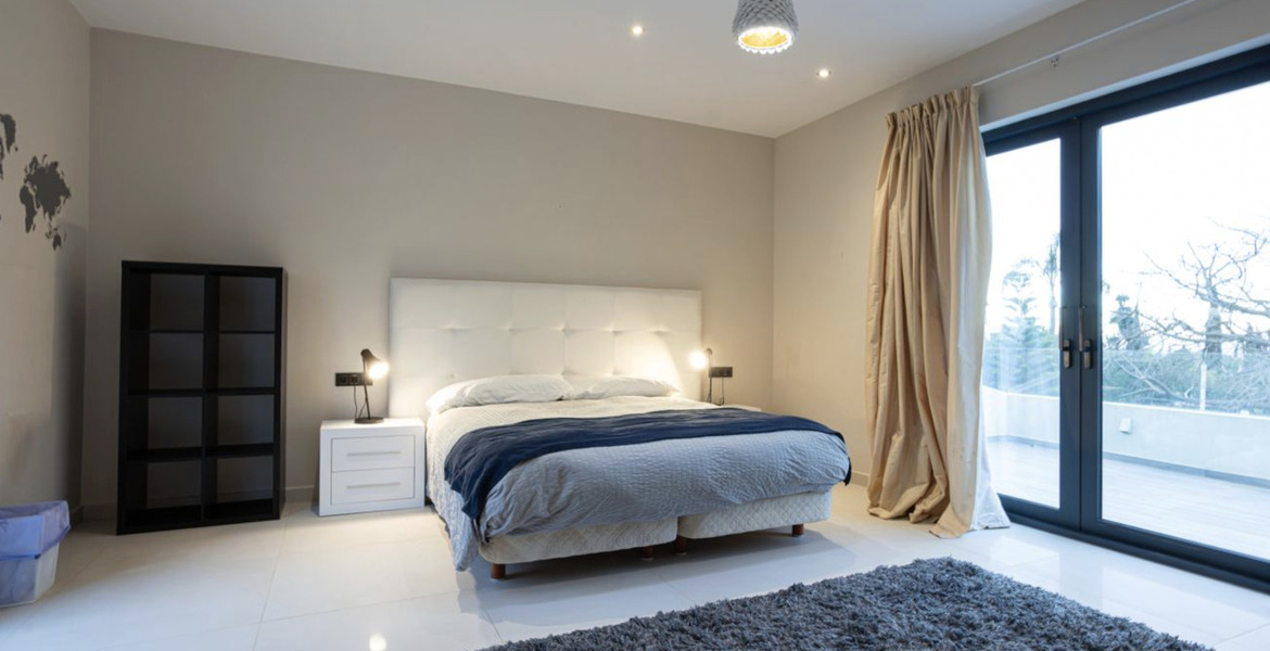 Villa en alquiler en Marbella Las Chapas