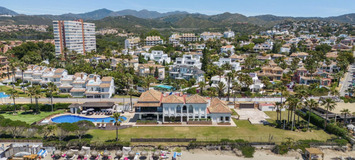 Villa en alquiler en Marbella Las Chapas