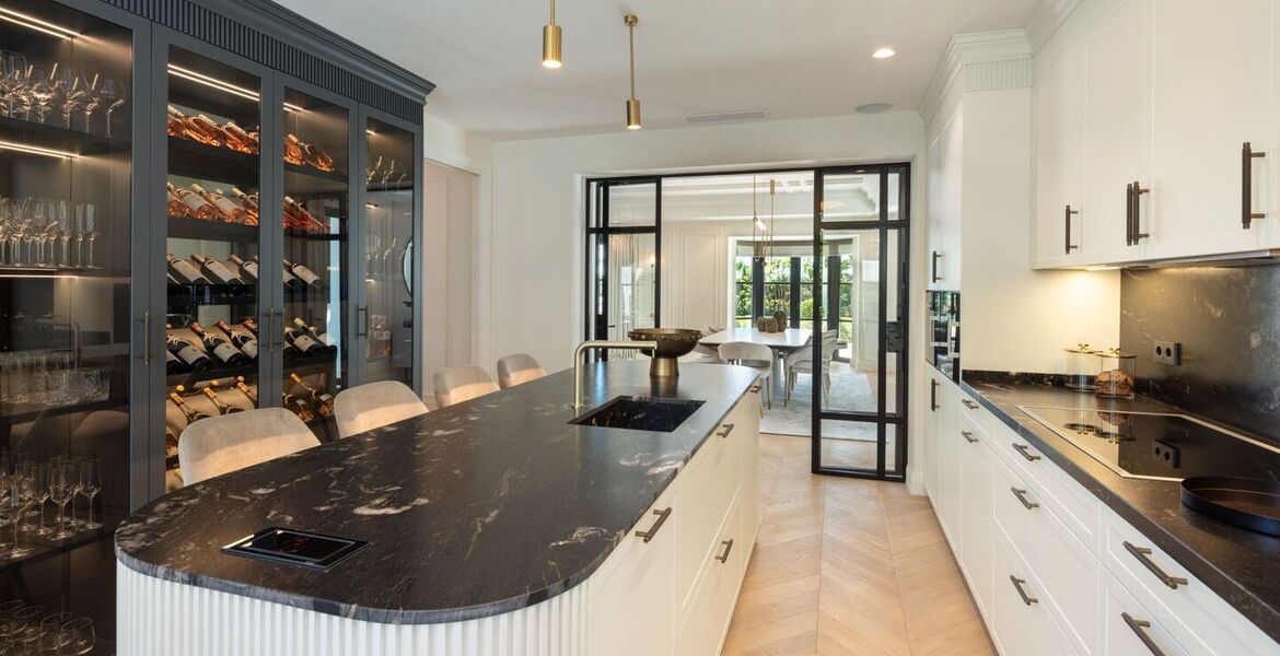 Villa de lujo en alquiler en la Milla de Oro de Marbella