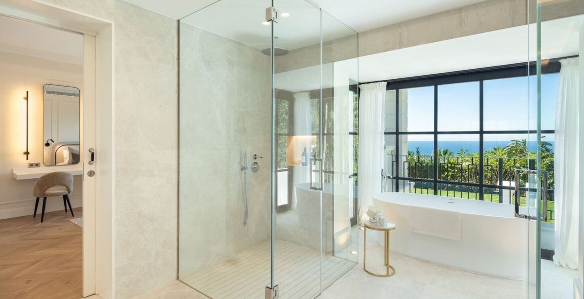 Villa de lujo en alquiler en la Milla de Oro de Marbella