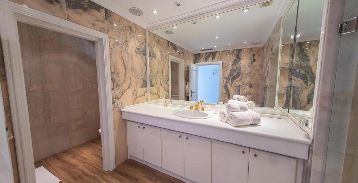 Villa de lujo en alquiler en Milla de oro Marbella
