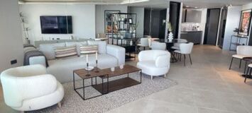 Apartamento en alquiler en Playa Esmeralda, Marbella