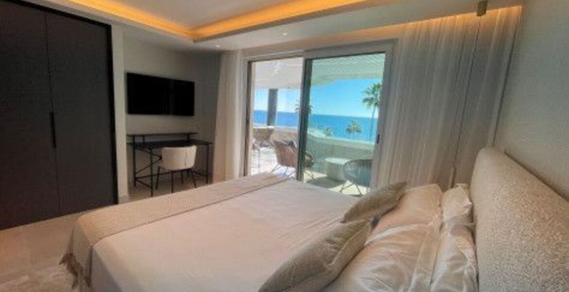 Apartamento en alquiler en Playa Esmeralda, Marbella