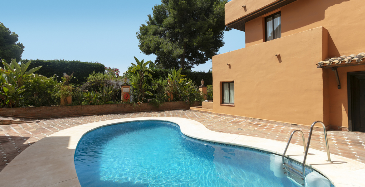 Lujoso Apartamento between Marbella y Estepona 