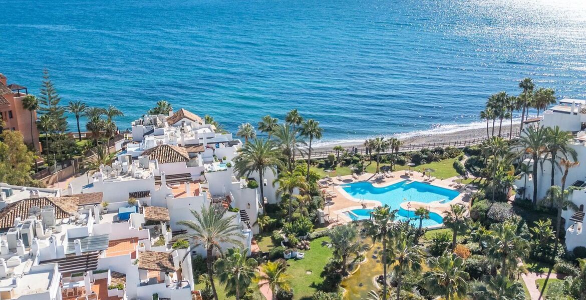 Ático dúplex de lujo frente al mar en alquiler