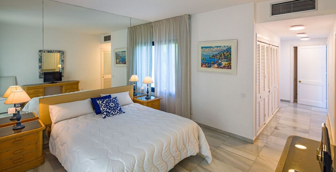 Ático en alquiler en Puerto Banús